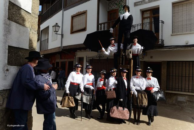 El Peropalo y sus adeptas.